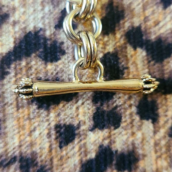 Juicy Couture Gold Chunky Chain Toggle Heart Pendant Necklace - Picture 4 of 8